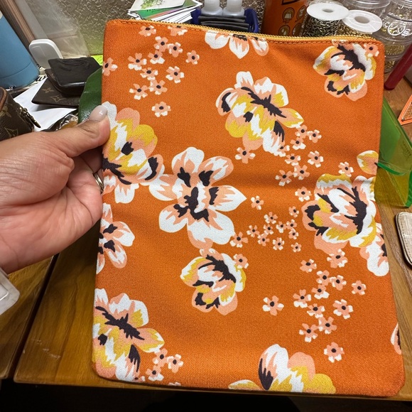 Double sided clutch - Picture 2 of 3